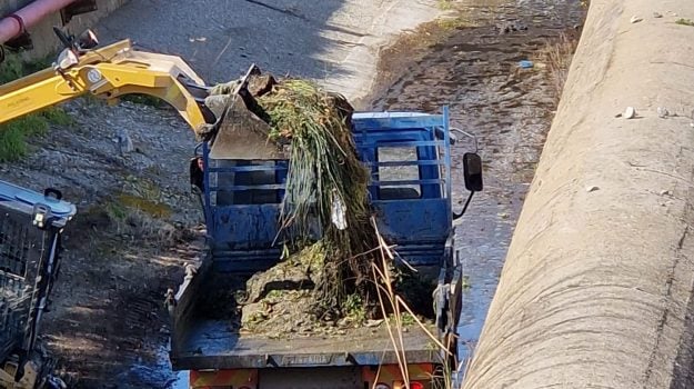 Reggio, dopo anni di attese ecco la bonifica delle fiumare. Si parte con il Calopinace