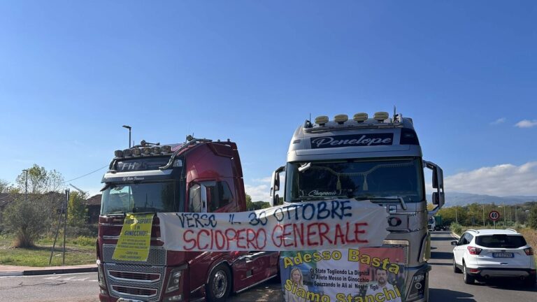 Protesta Tir, ai presidi di Cosenza anche gli studenti contro il caro affitti – Notizie