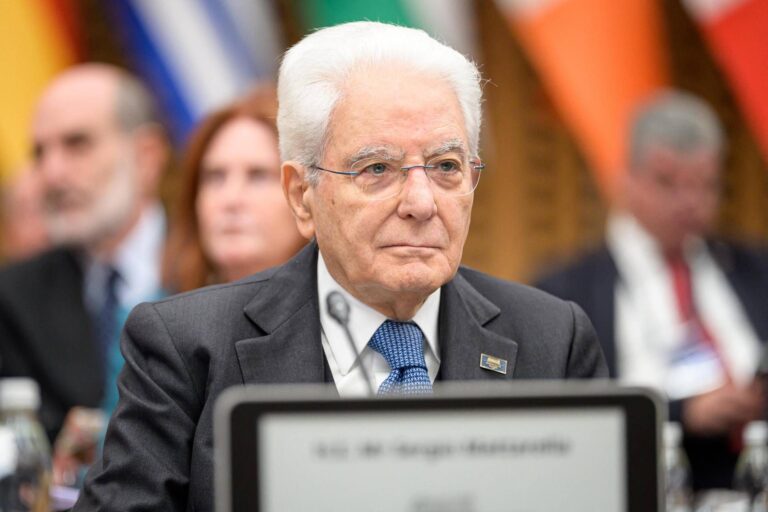 “Democrazia a rischio, c’è piano anti fentanyl”, Mattarella e Meloni contro le droghe